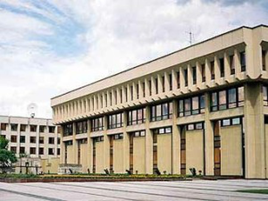 Членов Сейма хотят заставить ходить в Сейм - Литва и страны Балтии