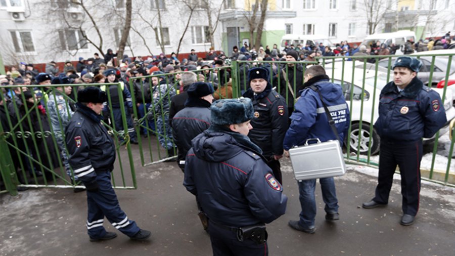 Раненный при стрельбе в московской школе №263 полицейский пришёл в сознание - Происшествия и криминал