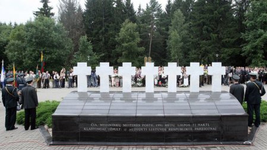 Minimos 22-osios Medininkų tragedijos metinės - Lietuva ir Baltijos šalys
