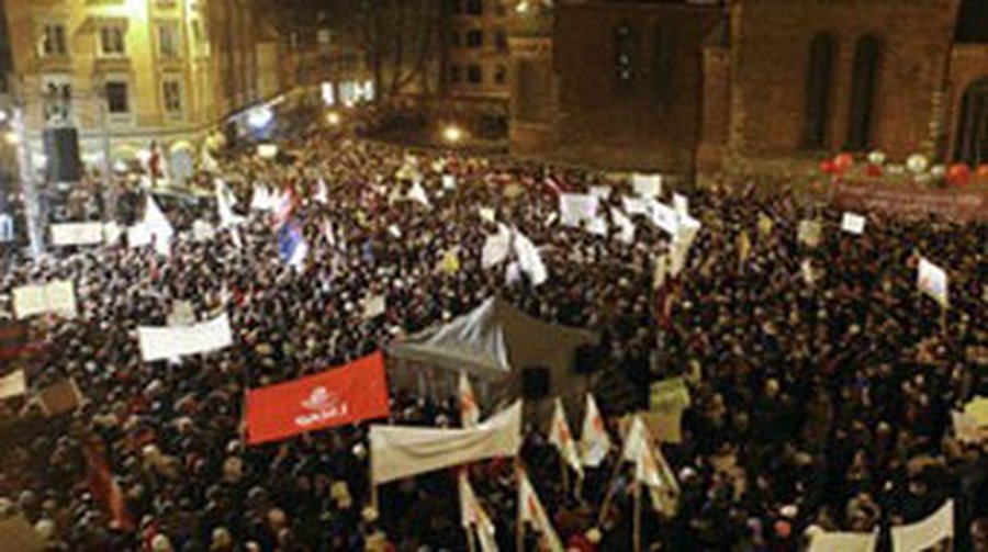 В Литве начались акции протеста полицейских, пожарных и таможенников - Литва и страны Балтии