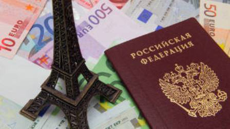 СМИ: Тысячи европейцев мечтают о российском паспорте
 - В Мире