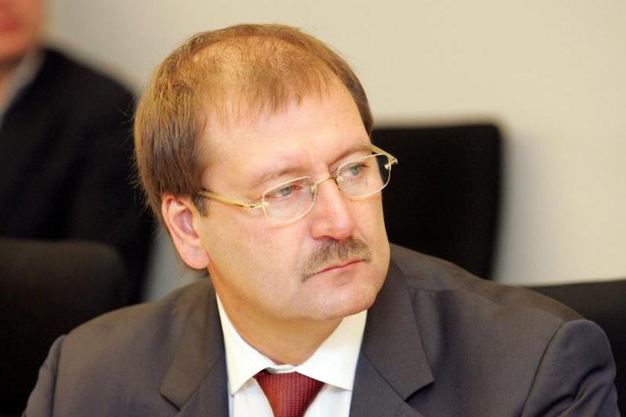 Прокурор обвиняет члена Европейского парламента Виктора Успасских в махинациях

                                 - Происшествия и криминал
