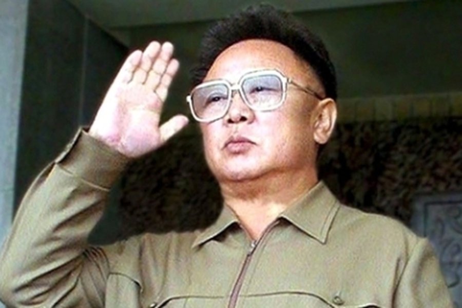 Mirė Šiaurės Korėjos lyderis Kim Jong Ilas - Pasaulyje