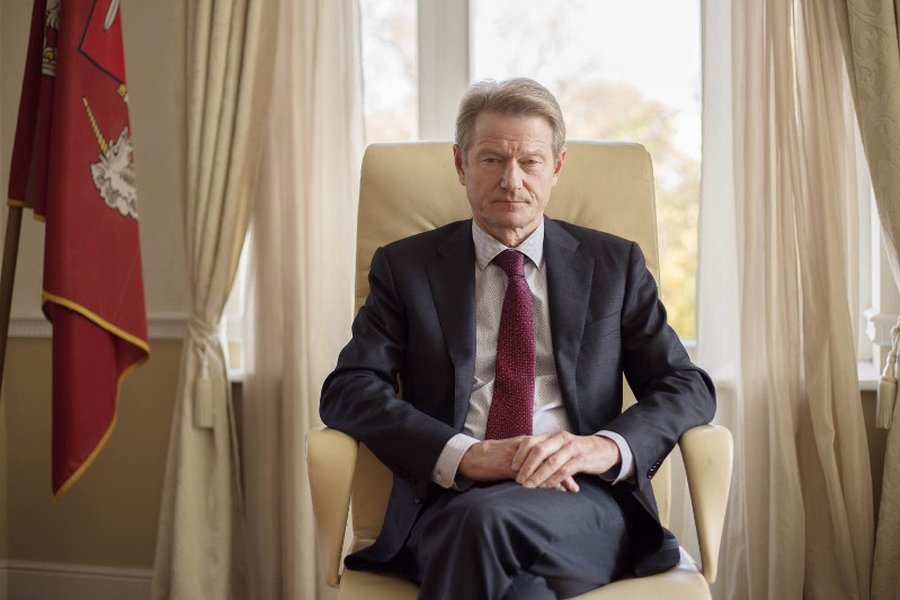 Президент Роландас Паксас приглашает поддержать Далю Штраупайте - Выборы в Сейм