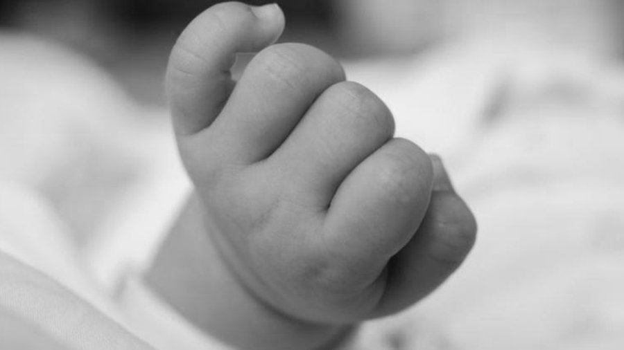 Во дворе у сожителей обнаружен закопанный младенец - Происшествия и криминал