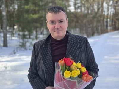 Brangios moterys, sveikinu jus su Kovo 8-ąja! 🌷 - Sveikinimai