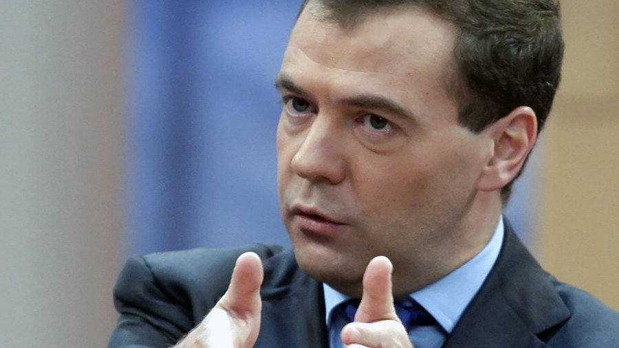 Дмитрий Медведев: у России в связи с санкциями есть два варианта развития экономики - В Мире
