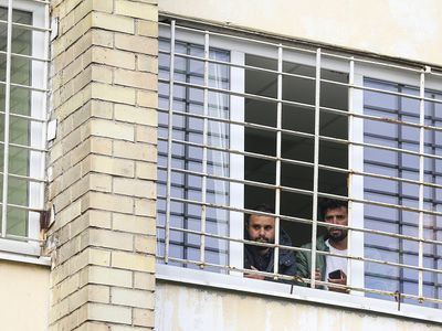 Правительство установило критерии для объявления чрезвычайного положения из-за наплыва нелегальных мигрантов - Литва и страны Балтии