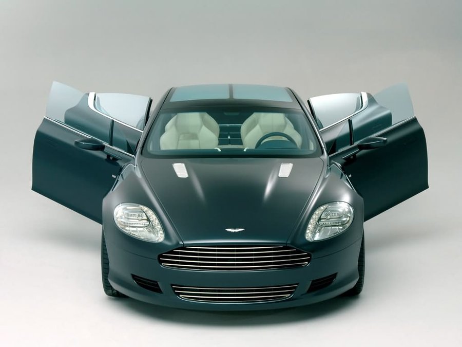 Британский журнал показал первый официальный снимок Aston Martin Rapide - Хобби, отдых и развлечения