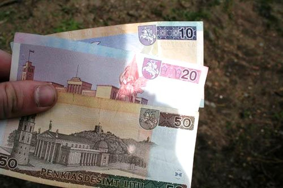 Будет ли в Литве увеличена минимальная зарплата с 2012 года?                                                                                           - Литва и страны Балтии