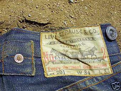 На eBay выставлены 100-летние джинсы Levi\'s - Хобби, отдых и развлечения