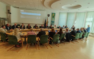 Из двух кандидатов на должность контролера самоуправления Совет не поддержал ни одного - В Висагинасе