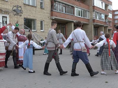 Visagino rusų bendruomenės tautinis kostiumas. - Visaginas ir visaginiečiai