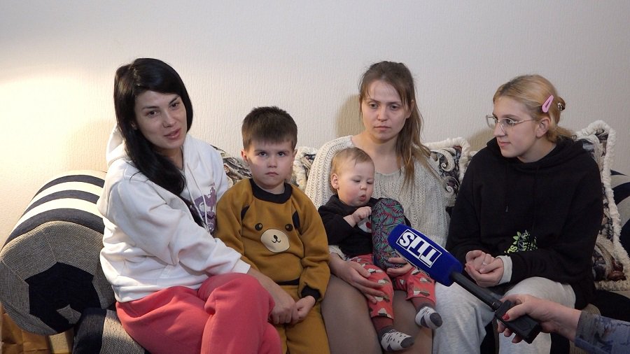 Украинки в Висагинасе: «Мы уехали, чтобы спасти своих детей» (видео) - В Висагинасе