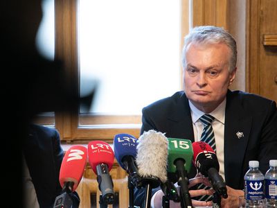Президент желает Правительству работать более конструктивно: решения не должны доставаться, как кролики из шляпы - Литва и страны Балтии