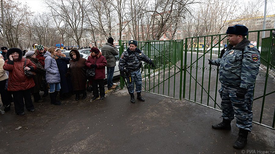 Стрелявшему в одной из школ Москвы старшекласснику грозит до 10 лет колонии - Происшествия и криминал