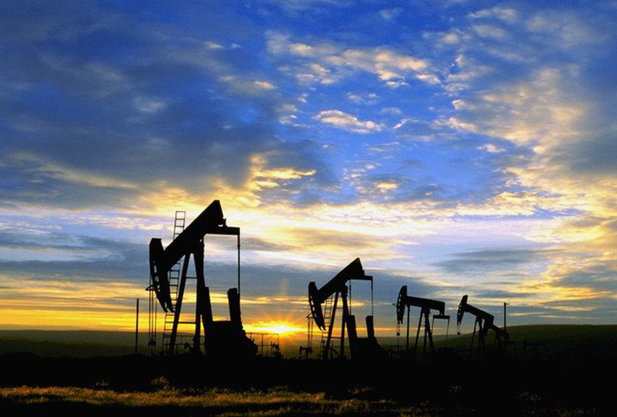 Россия и ОПЕК готовятся сократить объемы добычи нефти - В Мире