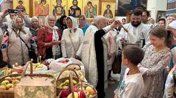 Преображение Господне и Яблочный Спас во Введено-Пантелеимоновском храме (фотогалерея)